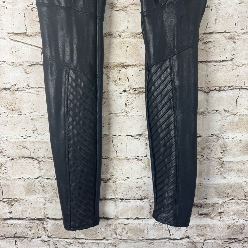 Spanx Women's Medium Black Moto Faux Leather Leggings 20136R Stretch Skinny Med - Picture 13 of 15
